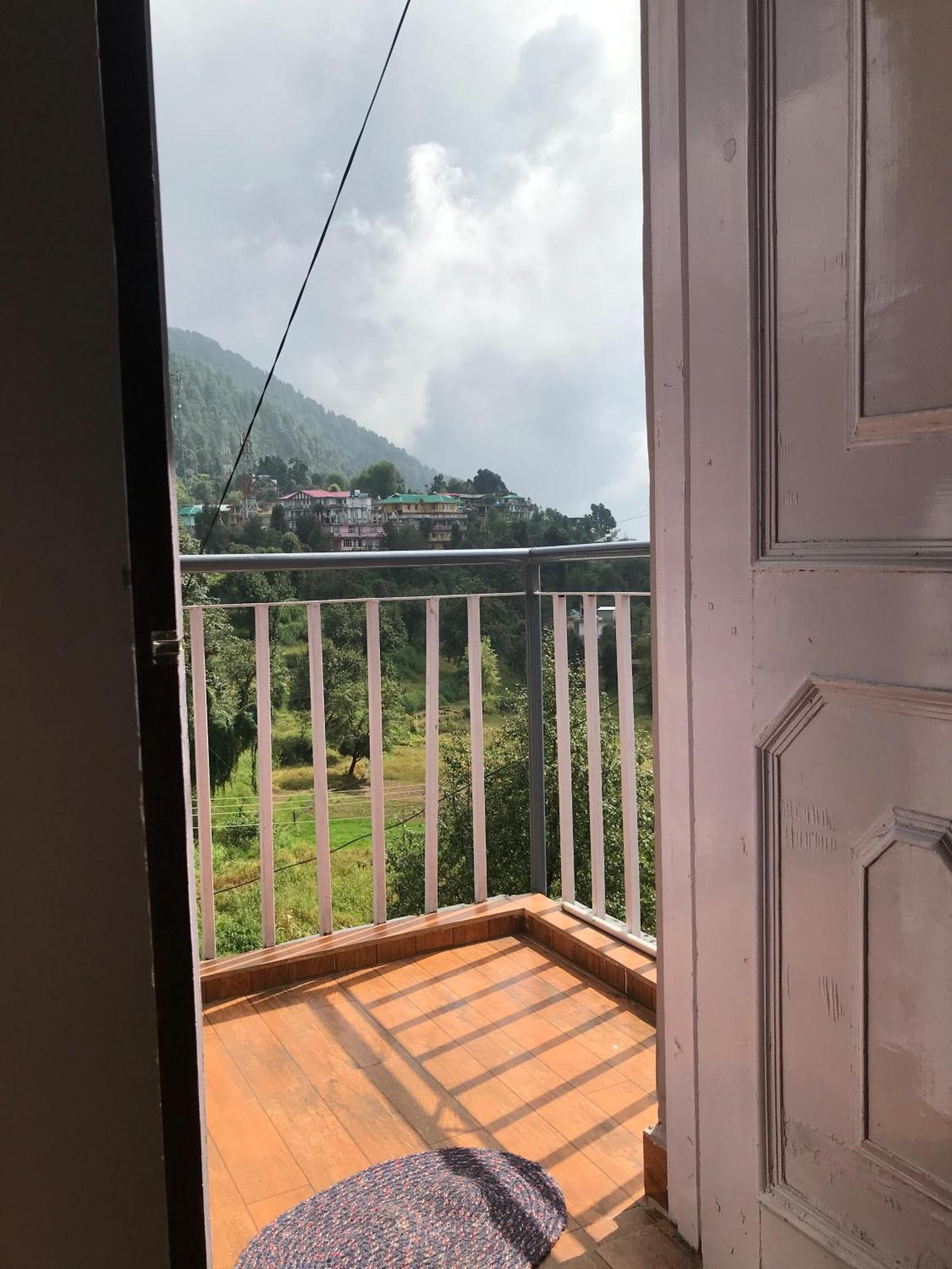 Mcleodganj Diaries Guest House Dharamshala Exterior photo
